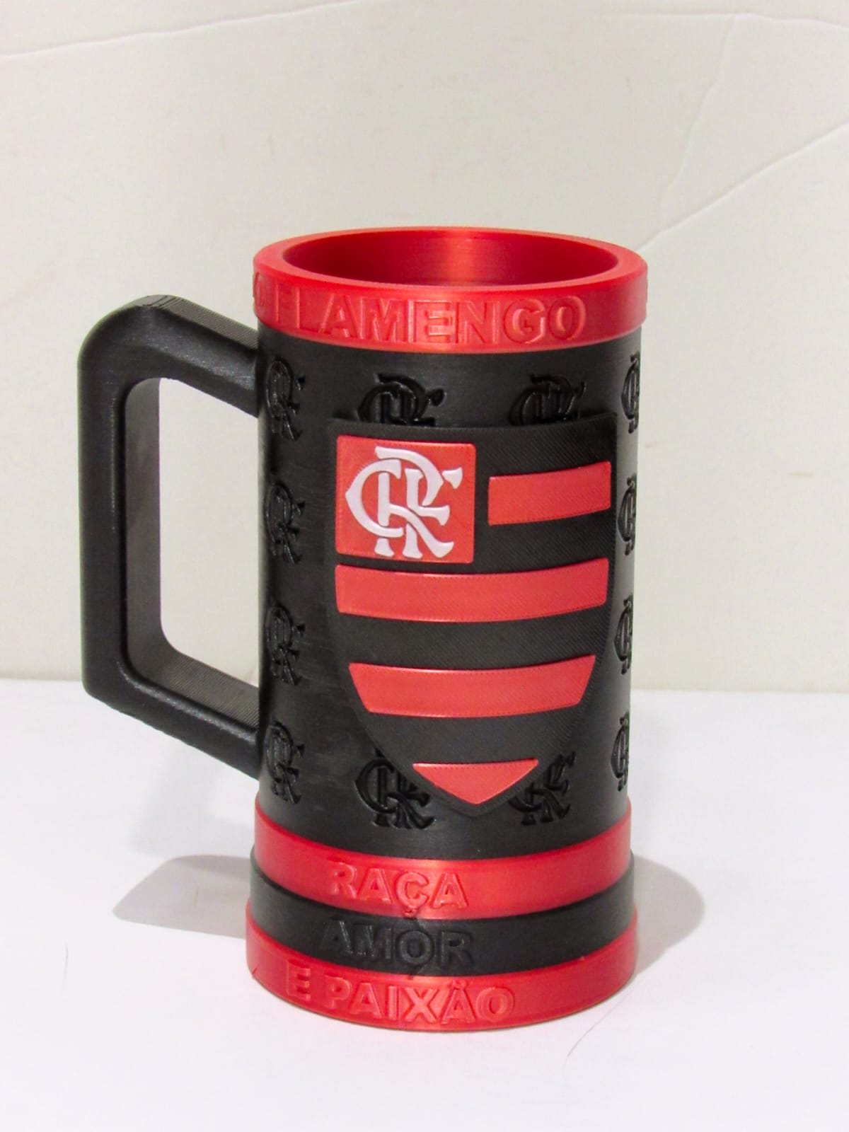 WhatsApp Image 2026-07-24 at 15.05.49 Caneca Porta Latão Flamengo 473ml e 350ml com Adaptador | Impressão 3D - Imagem 1